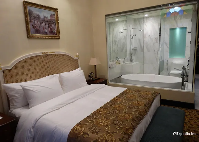 The Luneta Hotel