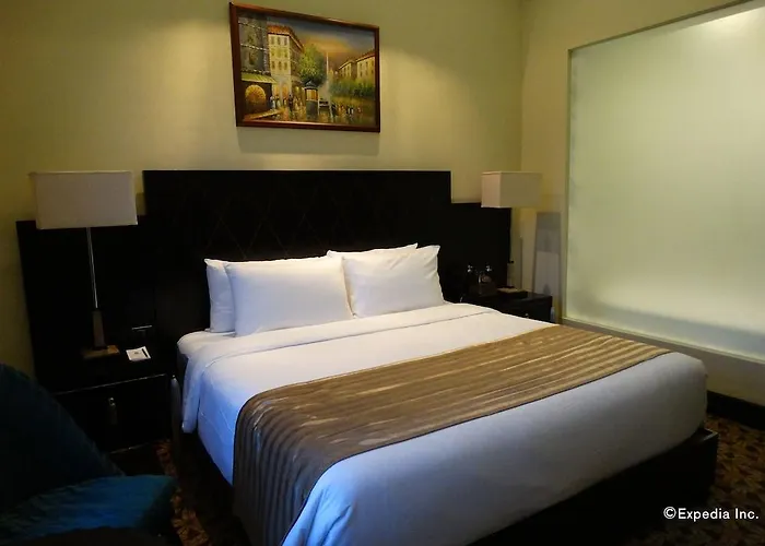 The Luneta Hotel