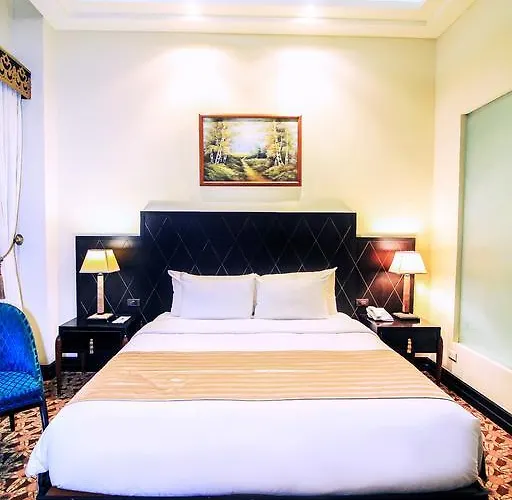 The Luneta Hotel